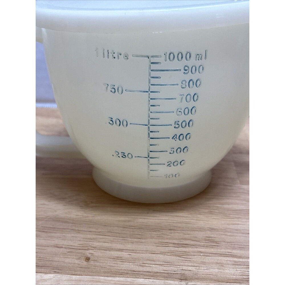 Vintage 1977 Tupperware #1288 Mix N Store 4-Cup Measuring Pitcher w/ Lid, Cap - Picture 3 of 11